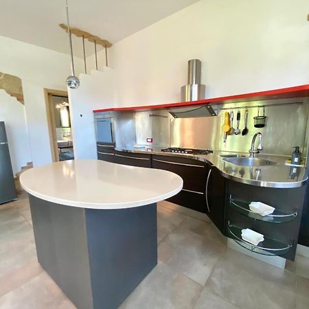 Pineta Apartament ティレニア エクステリア 写真