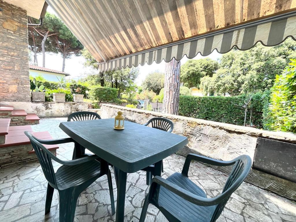 Pineta Apartament ティレニア エクステリア 写真