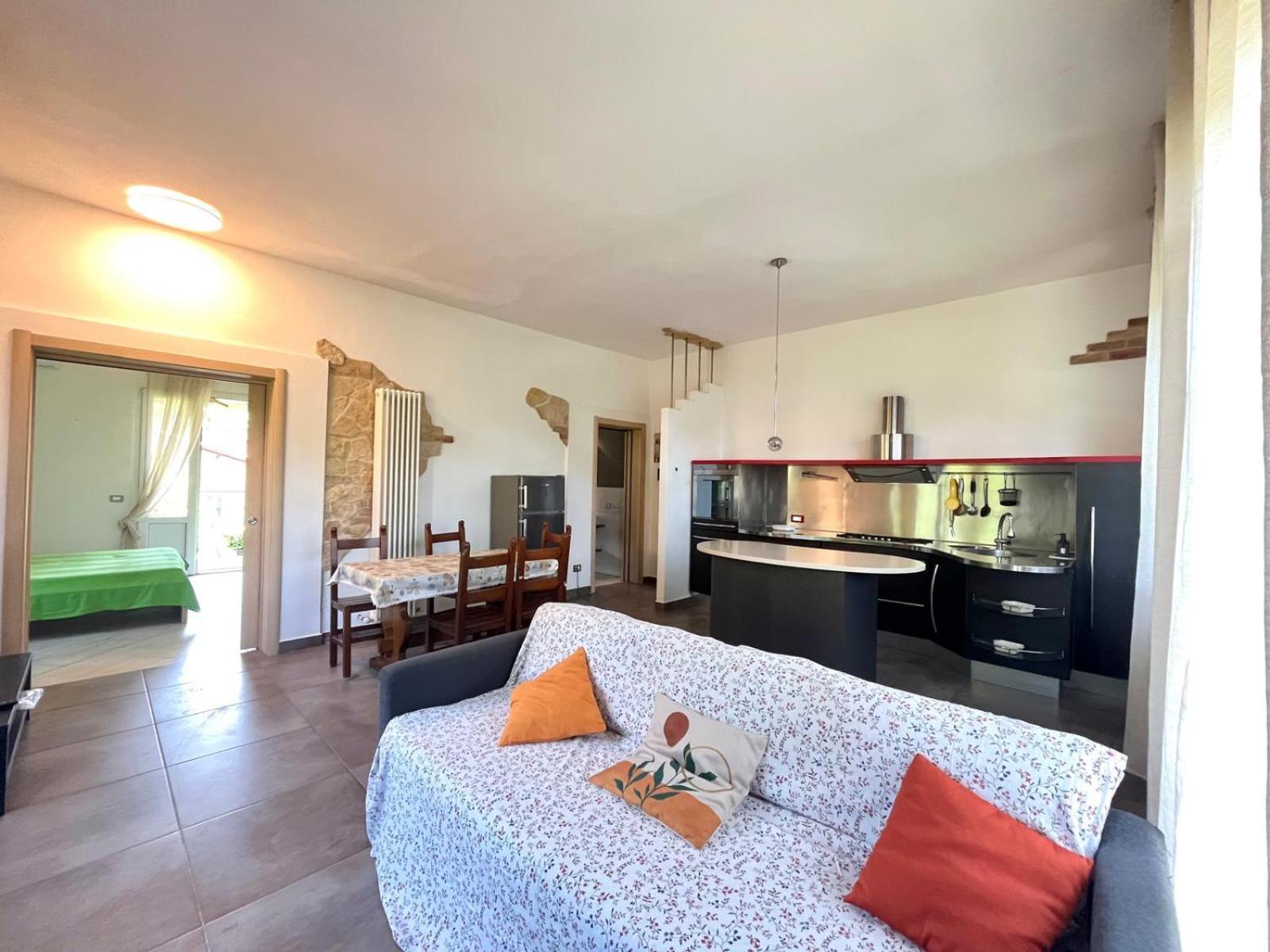 Pineta Apartament ティレニア エクステリア 写真