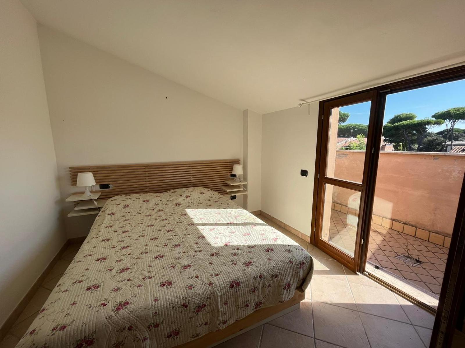 Pineta Apartament ティレニア エクステリア 写真