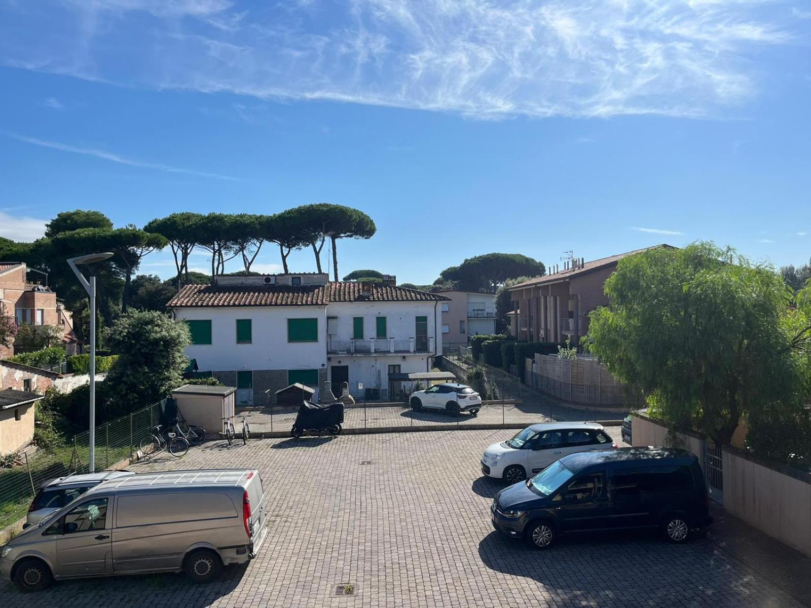 Pineta Apartament ティレニア エクステリア 写真